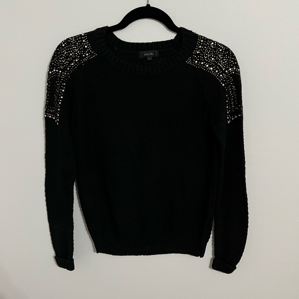 Mooia Embellished Shoulder Knit Sweater
